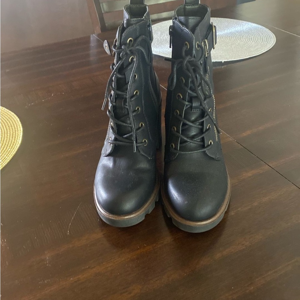White Mountain Black Lace-Up Boots